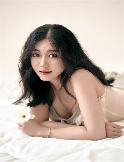 IMAX版本：《朝阳之于夜》主角分析：角色塑造与成长轨迹